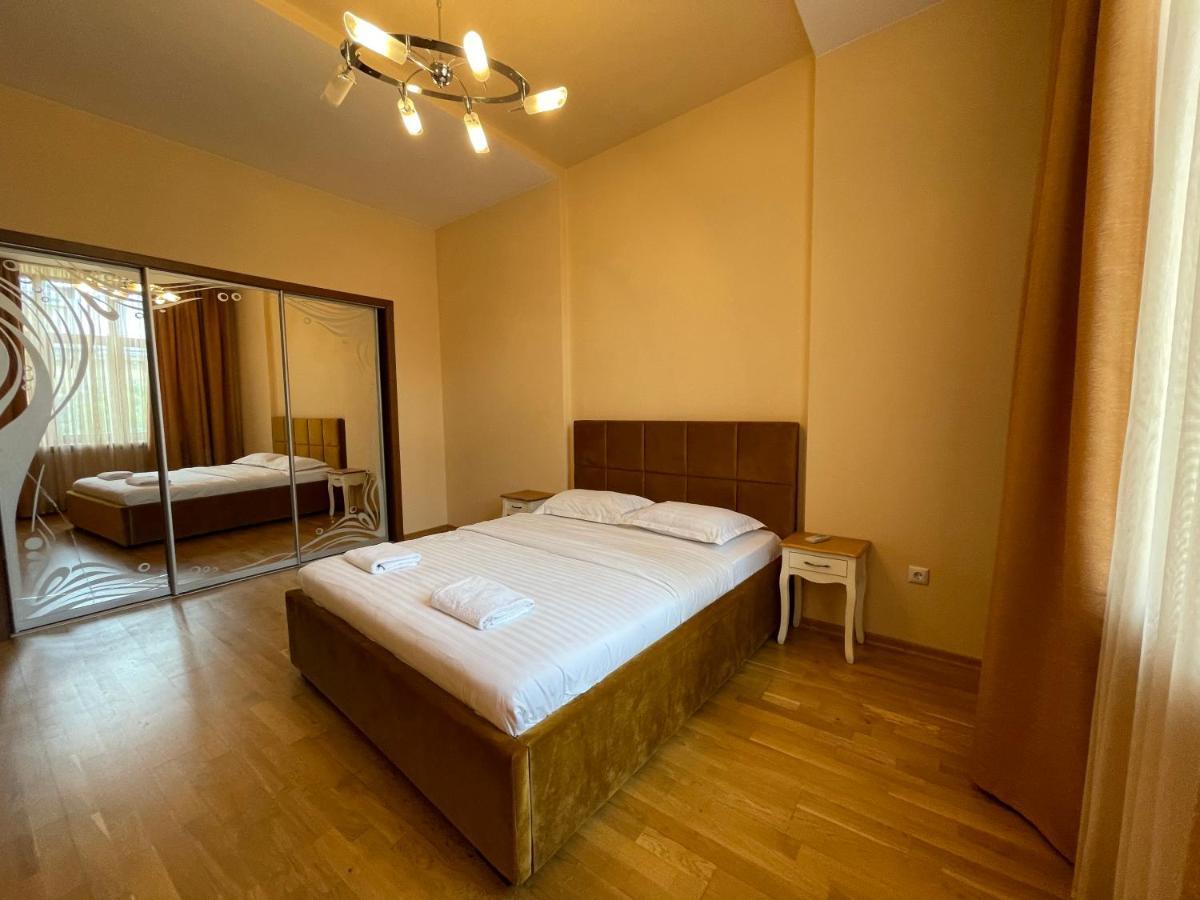Avangard Qn Romana 26 Apart Lviv Dış mekan fotoğraf