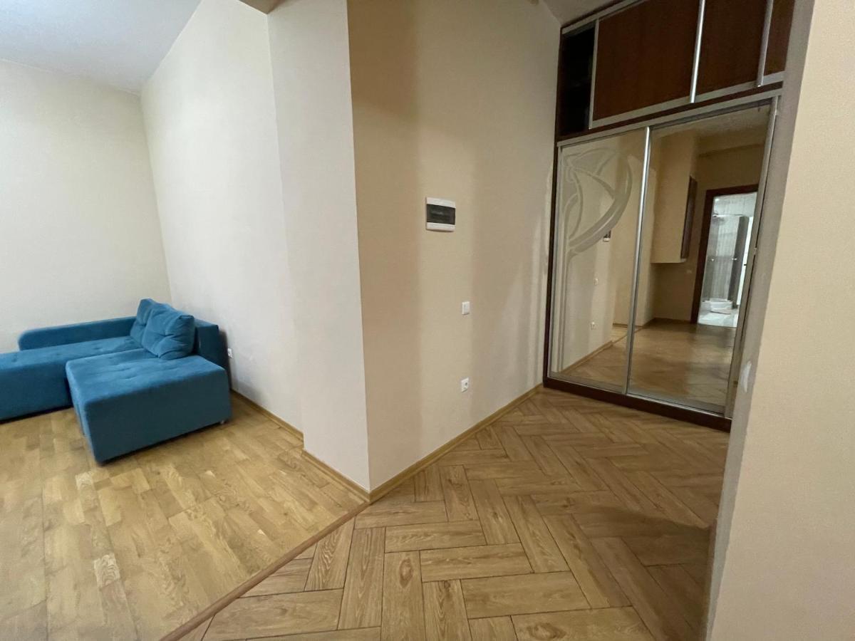 Avangard Qn Romana 26 Apart Lviv Dış mekan fotoğraf