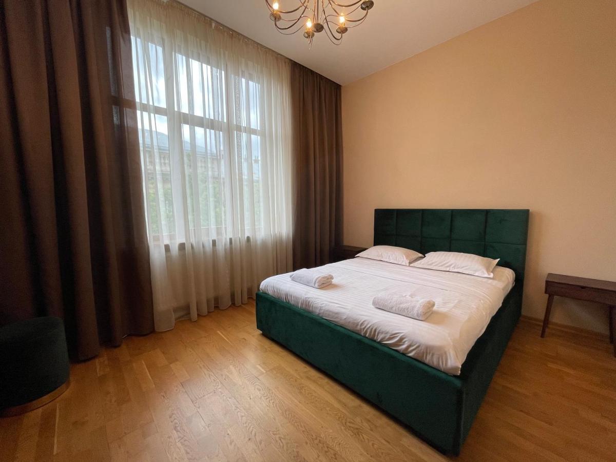 Avangard Qn Romana 26 Apart Lviv Dış mekan fotoğraf